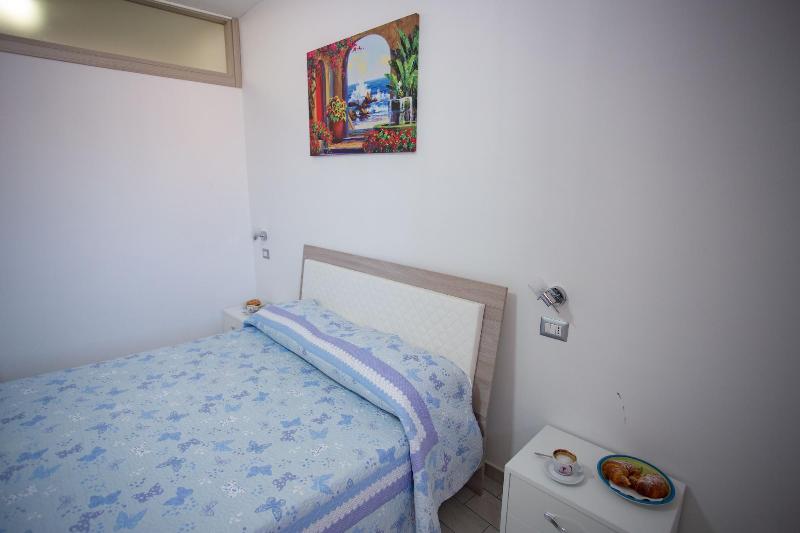 Odissea Residence e Rooms image