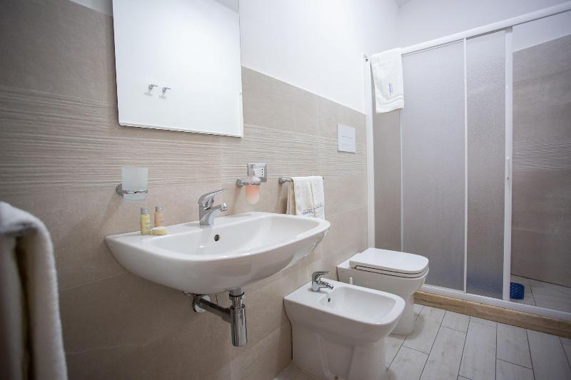 Odissea Residence e Rooms image