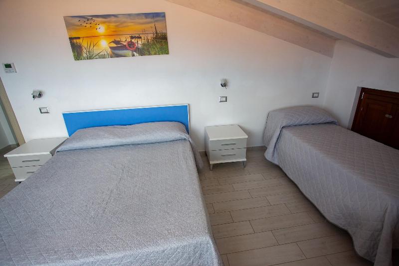 Odissea Residence e Rooms image