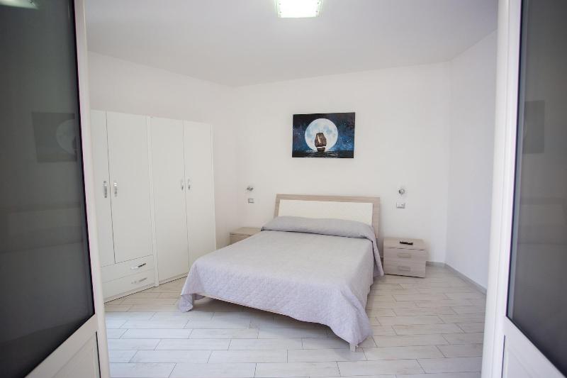Odissea Residence e Rooms image