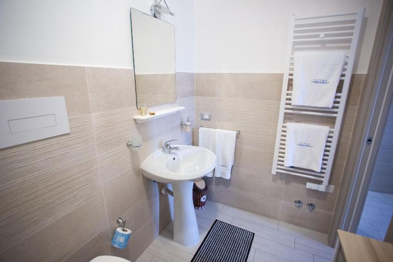 Odissea Residence e Rooms image