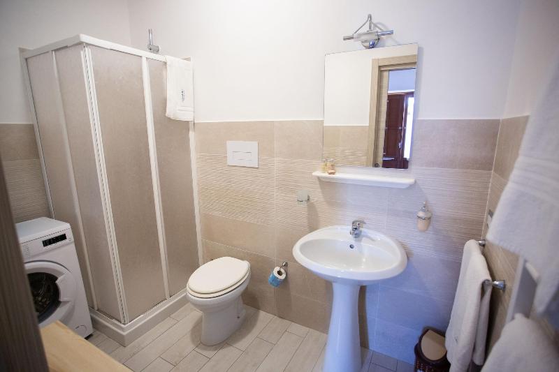 Odissea Residence e Rooms image