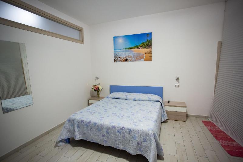 Odissea Residence e Rooms image