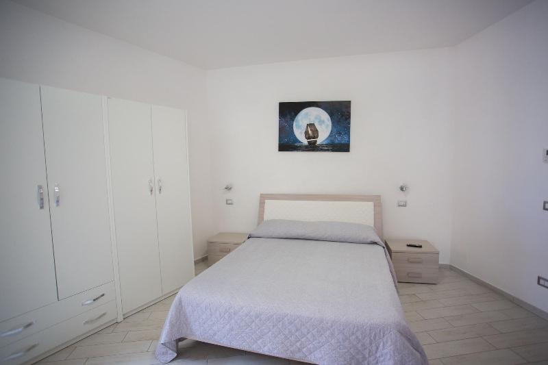 Odissea Residence e Rooms image