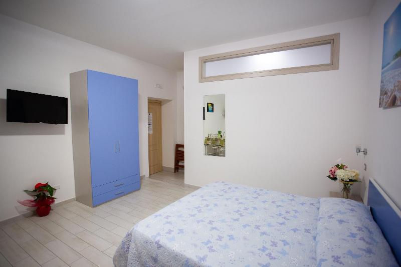 Odissea Residence e Rooms image