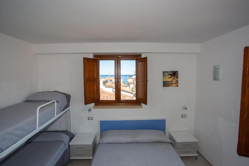 Odissea Residence e Rooms image