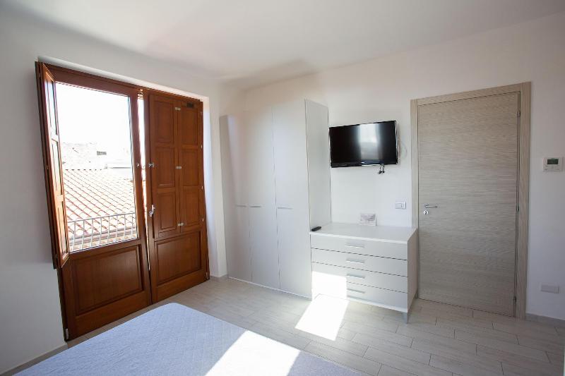 Odissea Residence e Rooms image