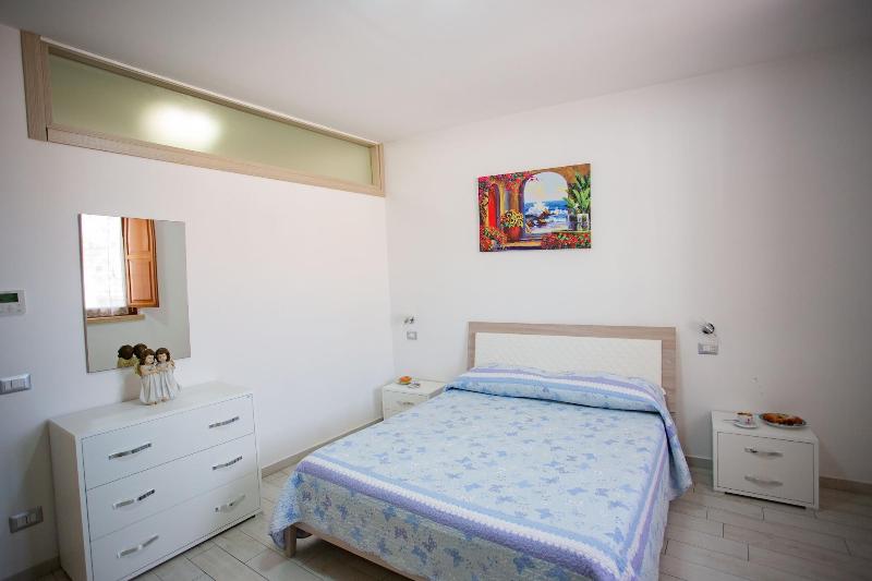 Odissea Residence e Rooms image