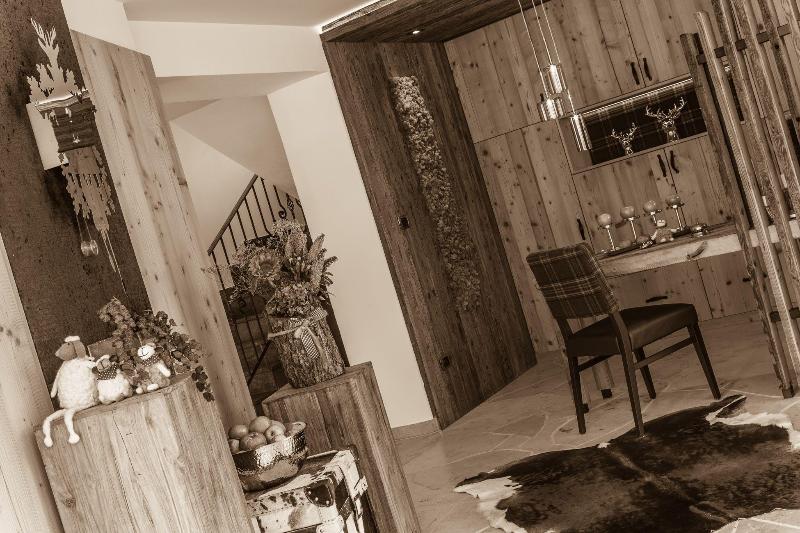 Alpine Boutique Villa Gabriela image