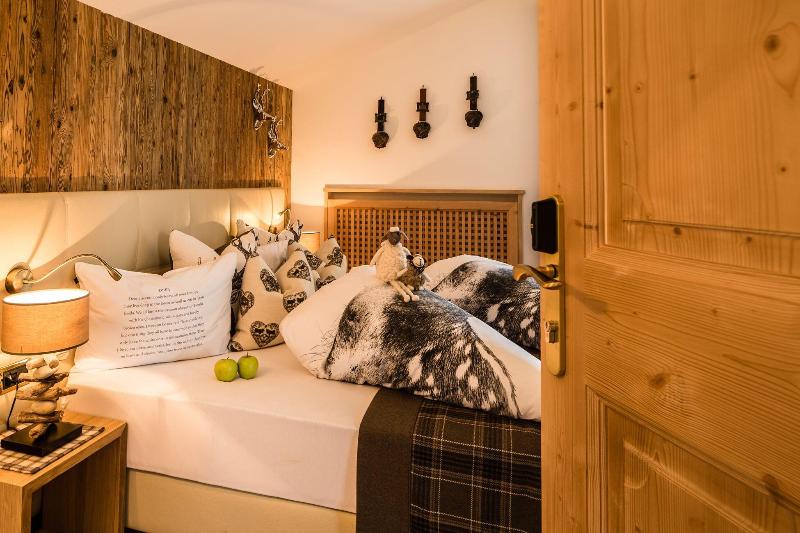 Alpine Boutique Villa Gabriela image