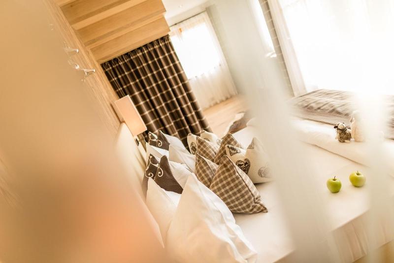 Alpine Boutique Villa Gabriela image