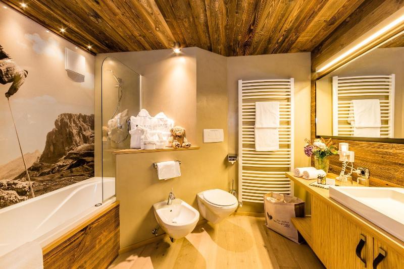 Alpine Boutique Villa Gabriela image