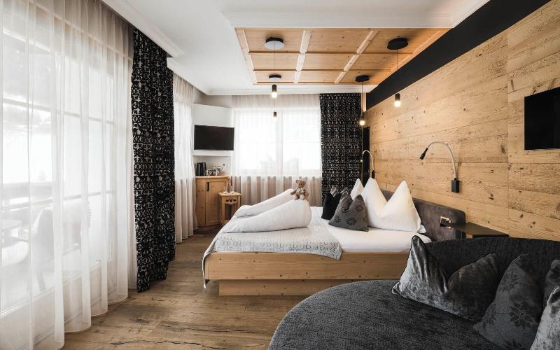 Alpine Boutique Villa Gabriela image