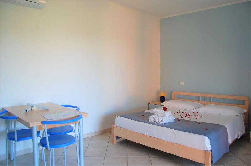 I Lentischi image