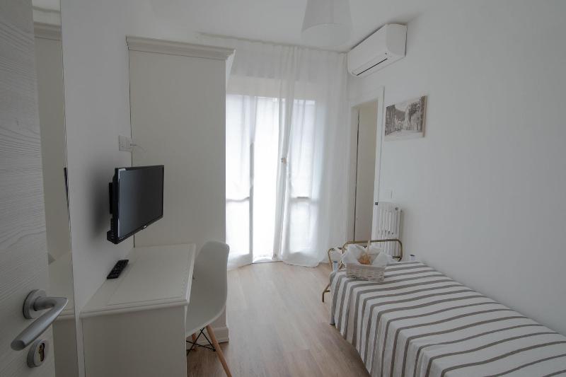 Hotel Continental image