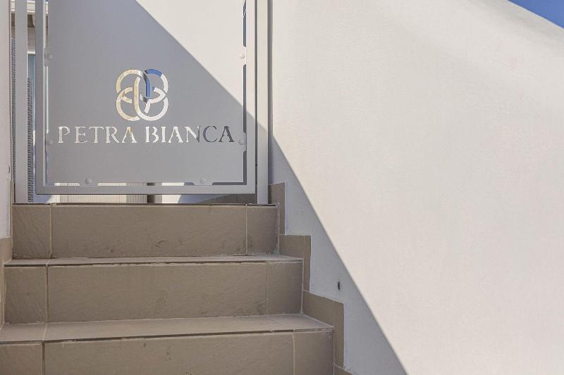 Petra Bianca image