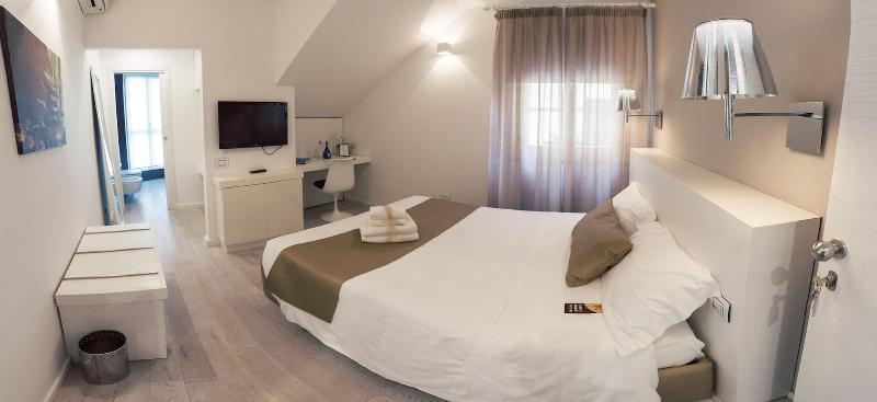 Rigel Villanova Rooms image