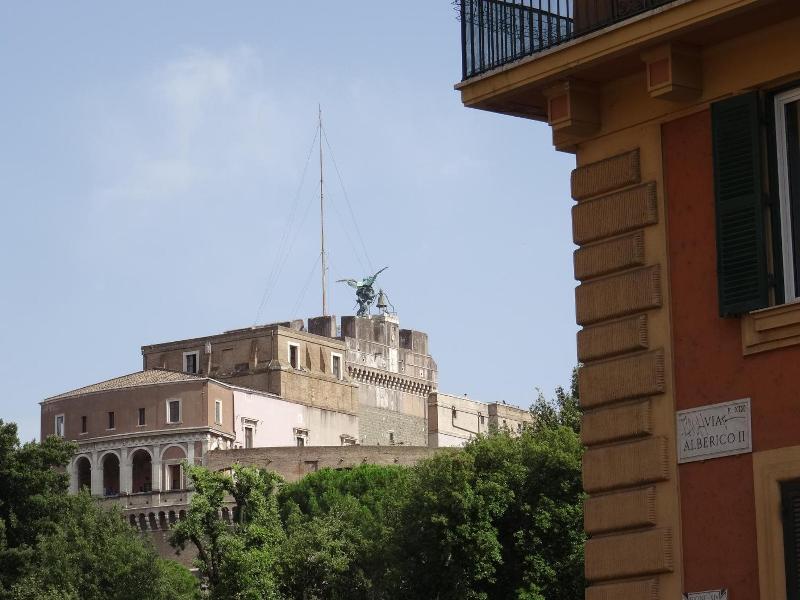 Domus Alberico image