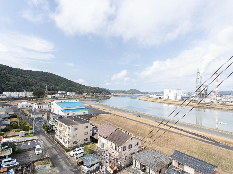 OYO Hotel Tsuru Sendai image