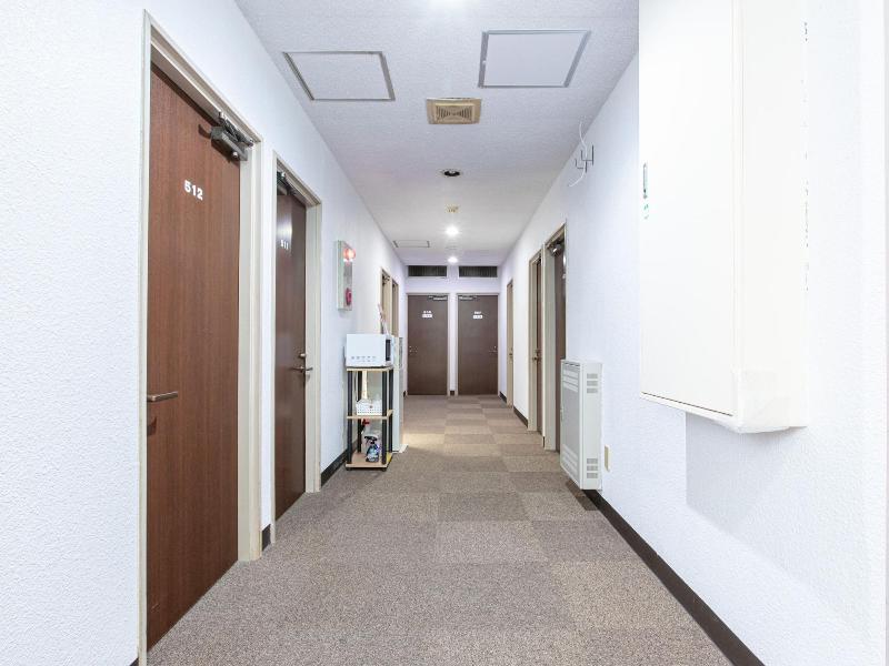 OYO Hotel Tsuru Sendai image