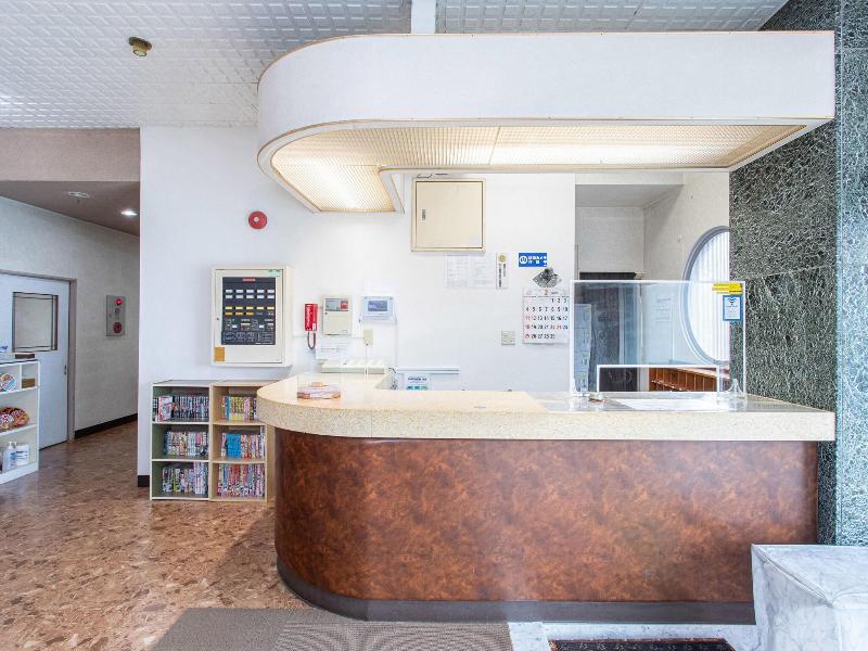 OYO Hotel Tsuru Sendai image