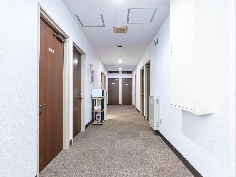 OYO Hotel Tsuru Sendai image