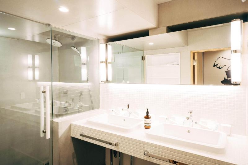 MINKA Riverside Villas image