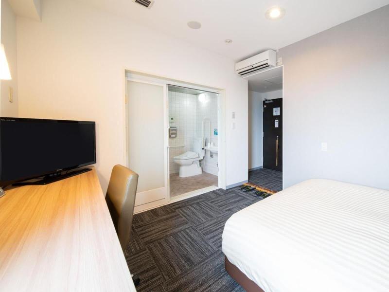 Super Hotel Towada Tennen Onsen image