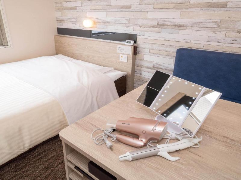 Super Hotel Tokyo Hamamatsucho image