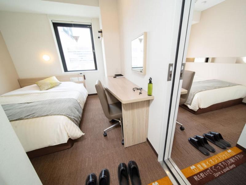 Super Hotel Tokyo Hamamatsucho image