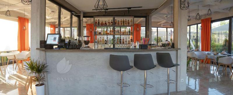 Oasis residence image