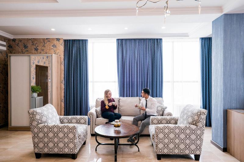 Oasis residence image