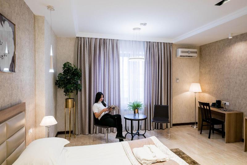 Oasis residence image