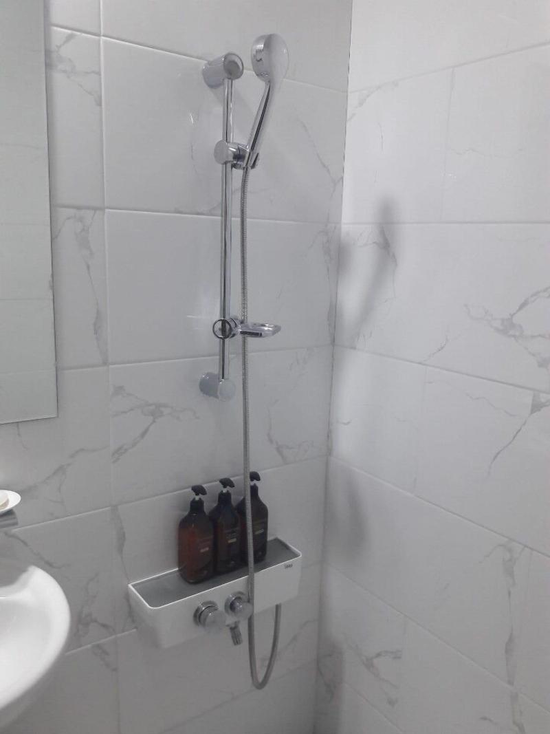 Motel Good Guy image