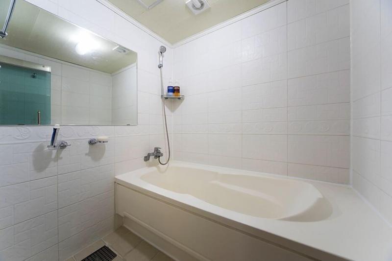 Haedoji Hotel Yangyang image