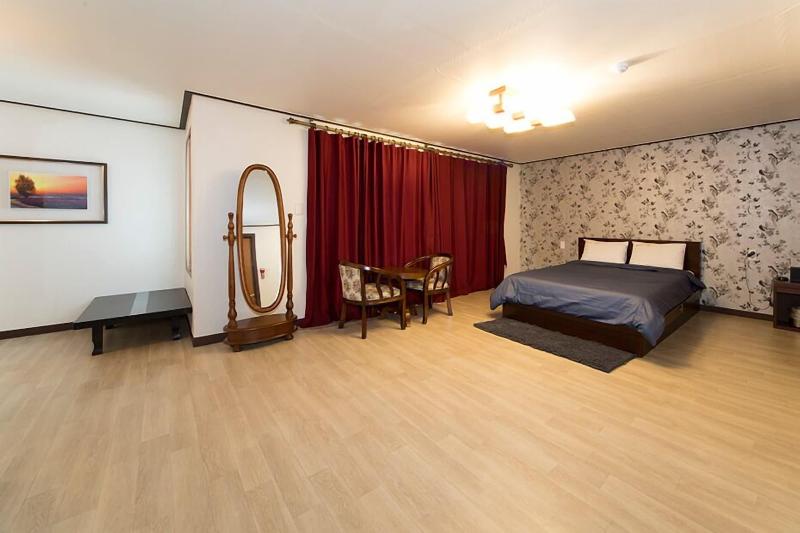 Haedoji Hotel Yangyang image
