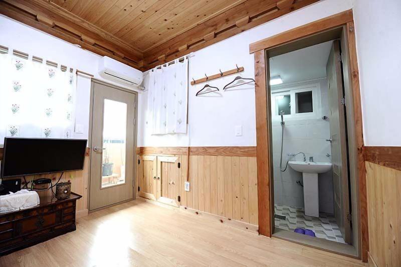 Star Rest Hanok image