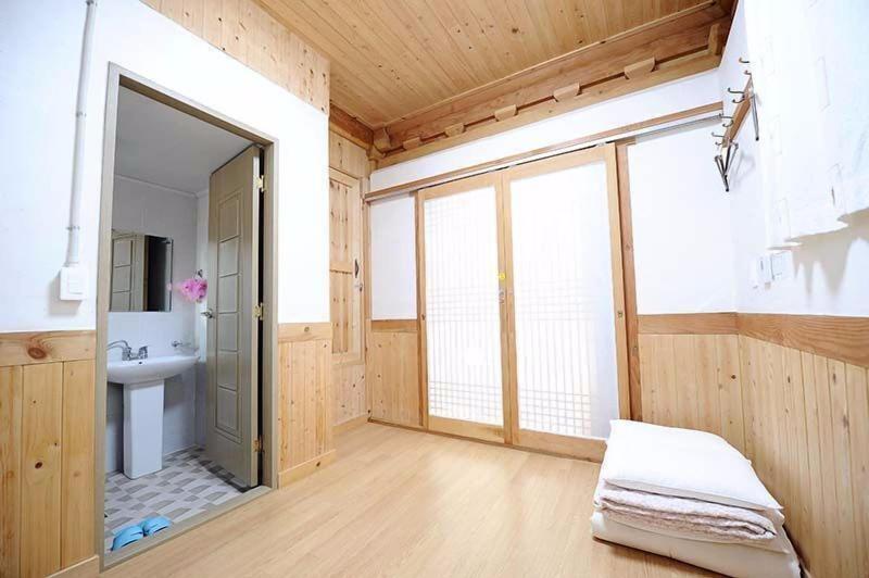 Star Rest Hanok image