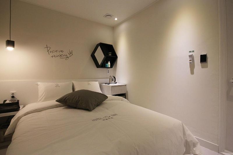 Busan Haeundae Hotel A image