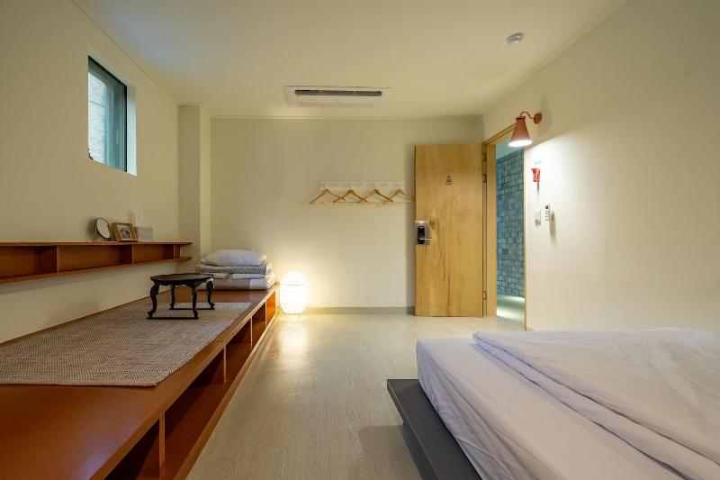 Mireuk Mireuk Hostel image