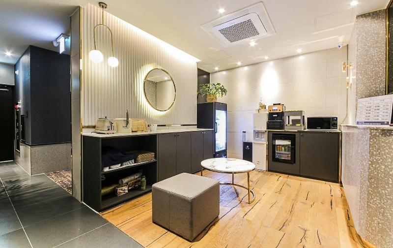 Gimhae Perfect Hotel image