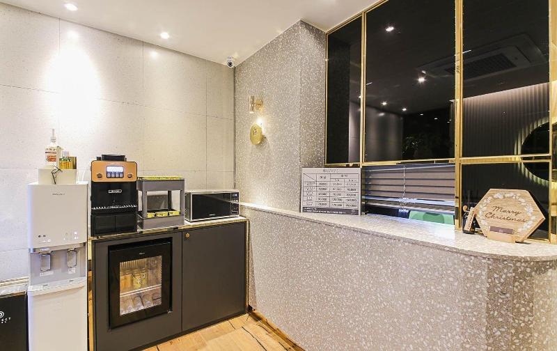 Gimhae Perfect Hotel image