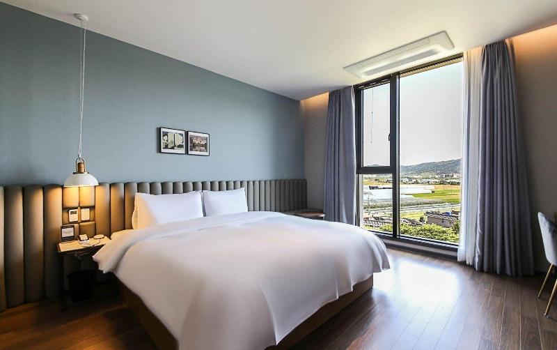 Gimhae Perfect Hotel image