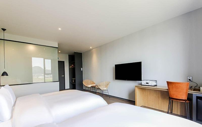 Gimhae Perfect Hotel image