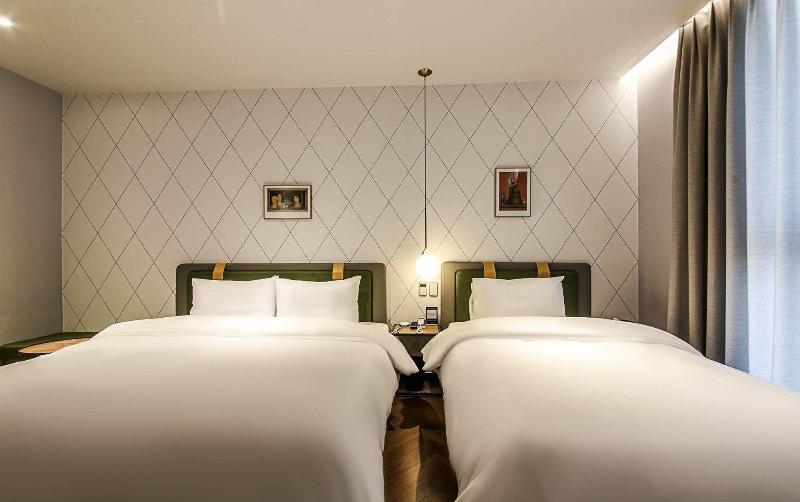 Gimhae Perfect Hotel image