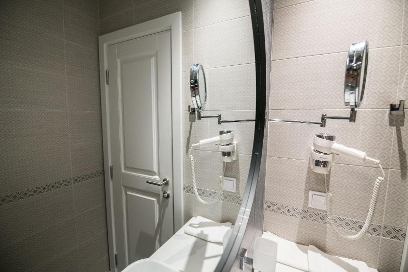La Villa Boutique Hotel image
