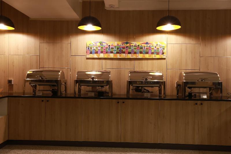 Hotel Rose Hill image