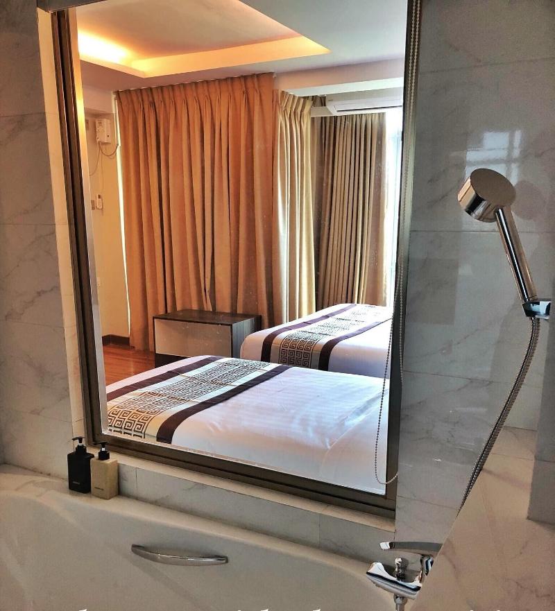 Hotel Rose Hill image