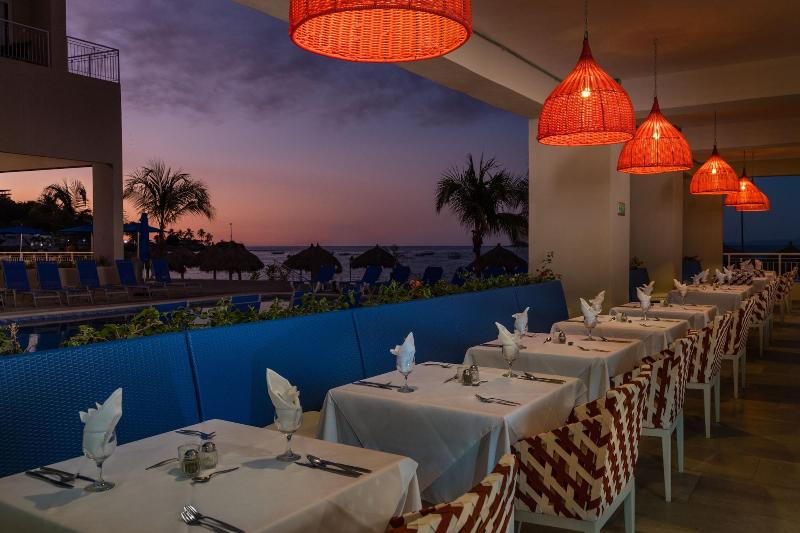 Decameron La Marina