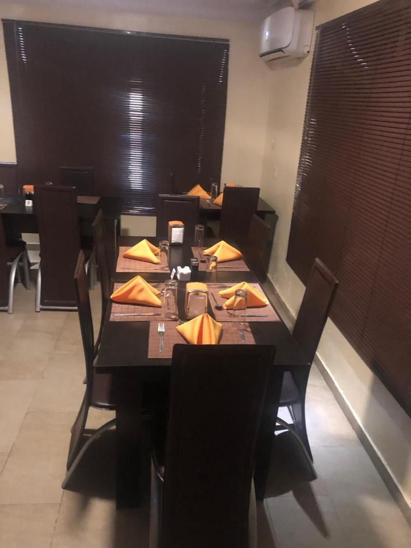 Posh Apartments Bussiness Hotel image